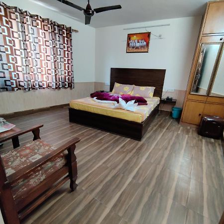 Hotel Alankar Manāli Exterior foto